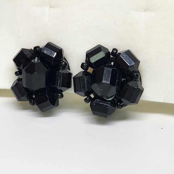 Vintage Germany Signed Black Cluster Glass Beaded Button Clip On Earrings - Picture 3 of 8